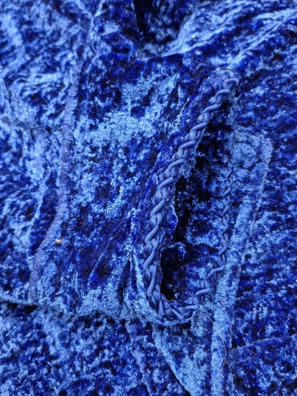 Delicates Cobalt Blue Crushed Velvet Popcorn Robe XL/XG Long Luxury Cozy